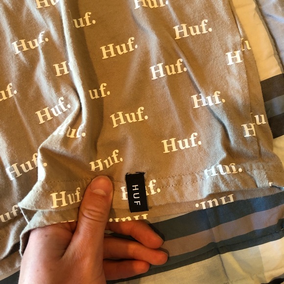 h&m sweatpants and huf shirt bundle - Picture 4 of 8